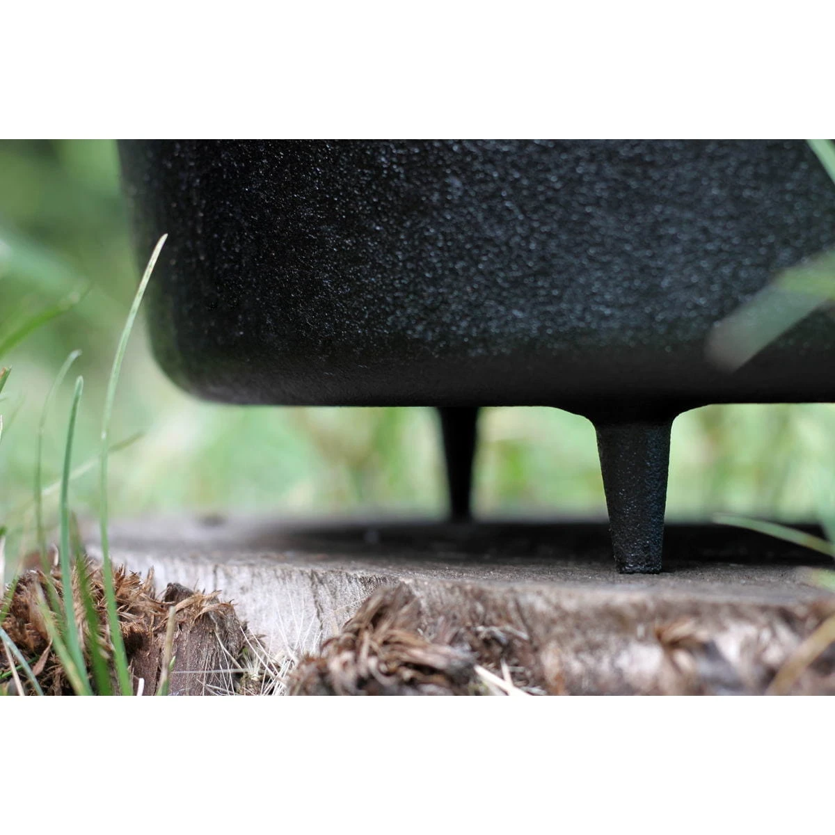 Petromax Feuertopf Ft12 Mit Füßen - Dutch Oven 7 Petromax Feuertopf Ft12 Mit Füßen - Dutch Oven – Bild 5